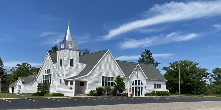 Lewiston Community Church Welcomes You!